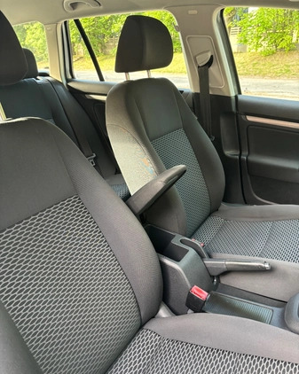 Volkswagen Golf cena 19700 przebieg: 250476, rok produkcji 2009 z Płock małe 529